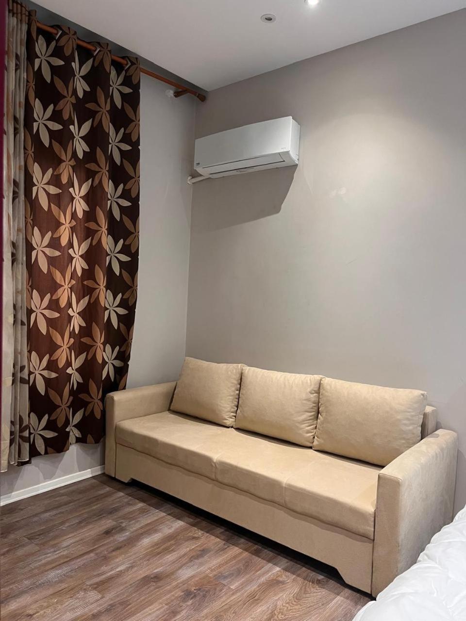 Lukas Apartament Vollga Durrës Exterior foto